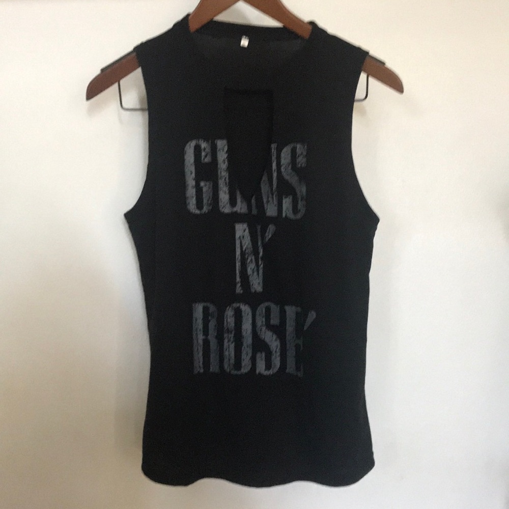 Guns ‘n Rosé Graphic Tee